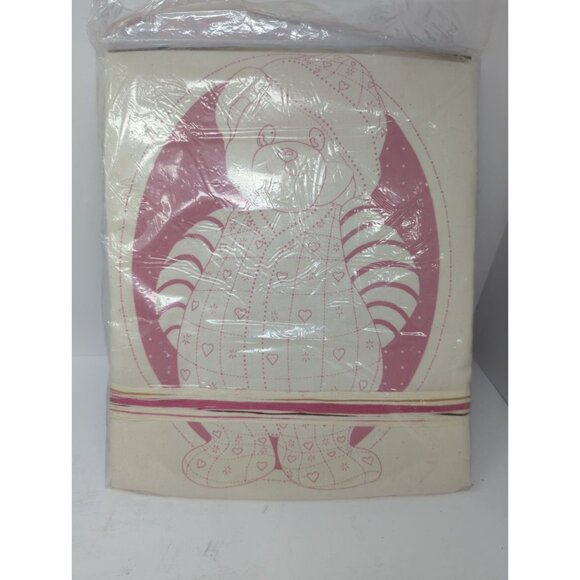 Vintage 1984 Monarch Horizons Candlewicking Kit P.J. Bear 11"x14" Cotton Muslin - Picture 4 of 4